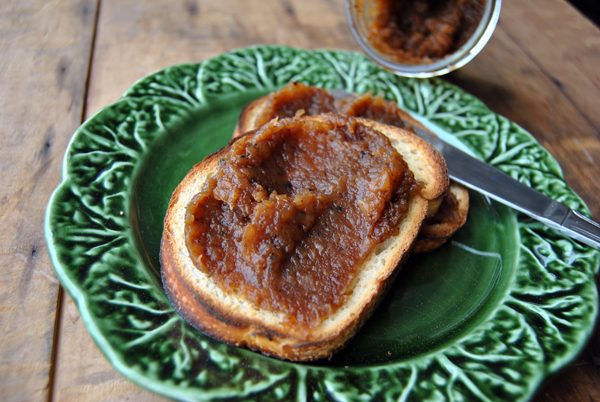 Recipe - Cardamom Spiced Roasted Apple Butter 