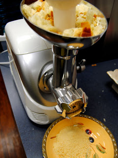 Italian Breadcrumbs with a Weston Dehydrator and Weston Meat Grinder